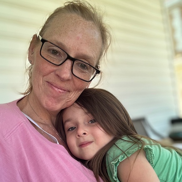 Meet your Posher, Denise - Picture 5 of 14